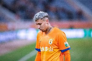 卡扎伊什维利谈克雷桑下轮停赛：是很大的损失，但要努力赢下比赛