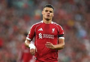 还得练！科尔克兹一上来就对老东家，60分钟被换下＆吧友评分5.9