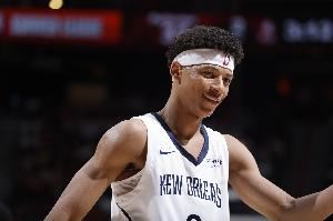 依旧自信！费尔斯谈菜鸟赛季目标：赢40-50场比赛 拿最佳新秀