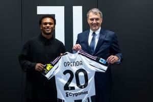 自罚三杯🥺奥蓬达上赛季将布雷默撞成韧带撕裂，迫使他赛季报销