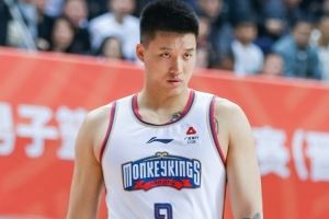 曾繁日成非限制自由球员！同曦官方：谢谢你阿日 一切顺利🌞