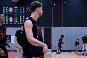 备战新赛季！火箭官方晒视频：申京回来了 和小贾一起训练