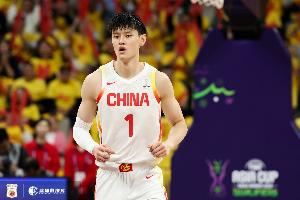 媒体人:伤愈的曾凡博已从澳洲回到北京 参与中国男篮集训